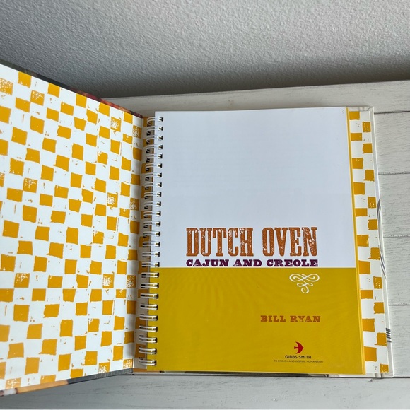 New Dutch Oven Cajun and Creole Cookbook Bill Ryan - Picture 2 of 4